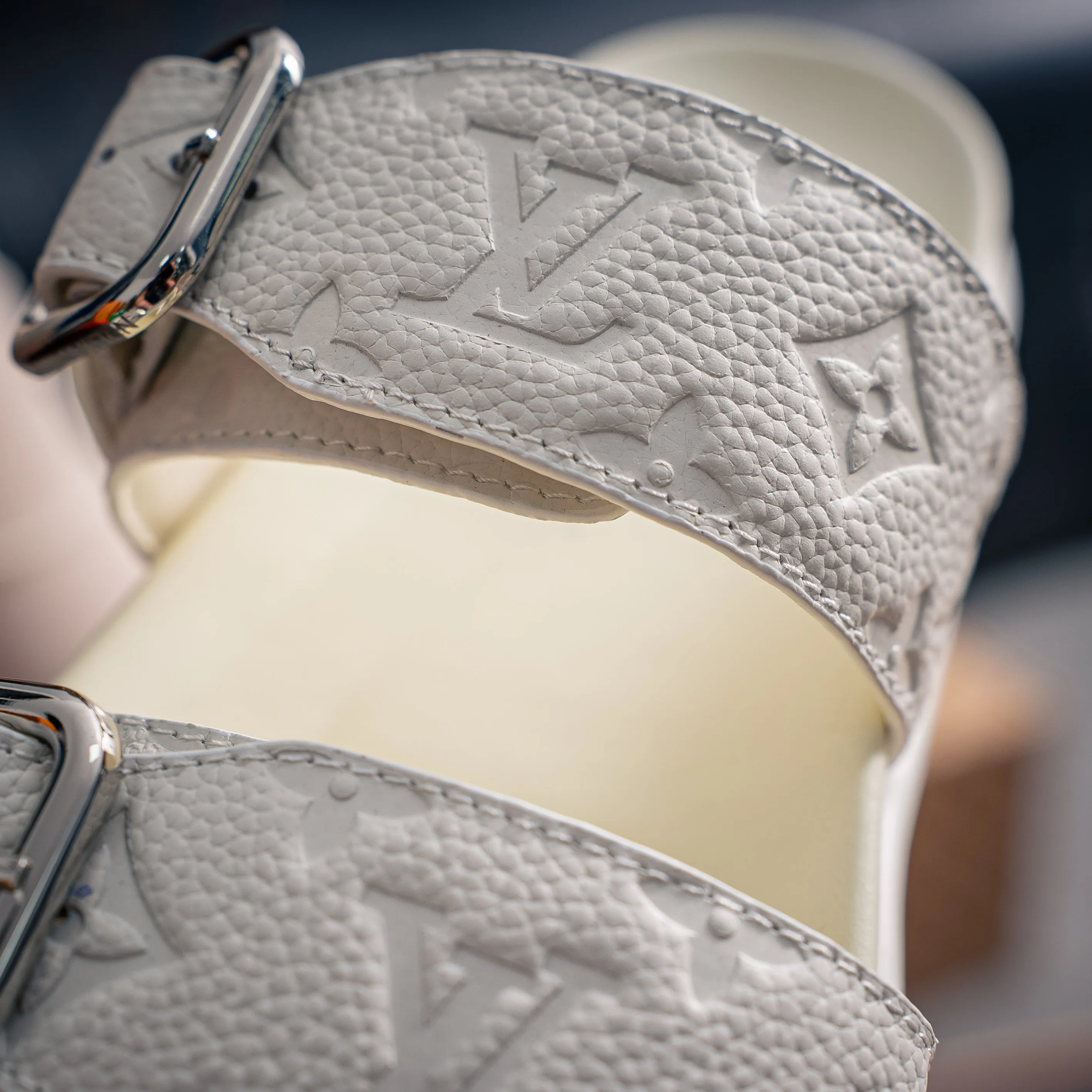 # LOUIS VUITTON ｜ 2026ss LOUIS VUITTON Venice Cowhide Leather Shoes Shoes Sandals 。 Cowhide Leather ，Shoes